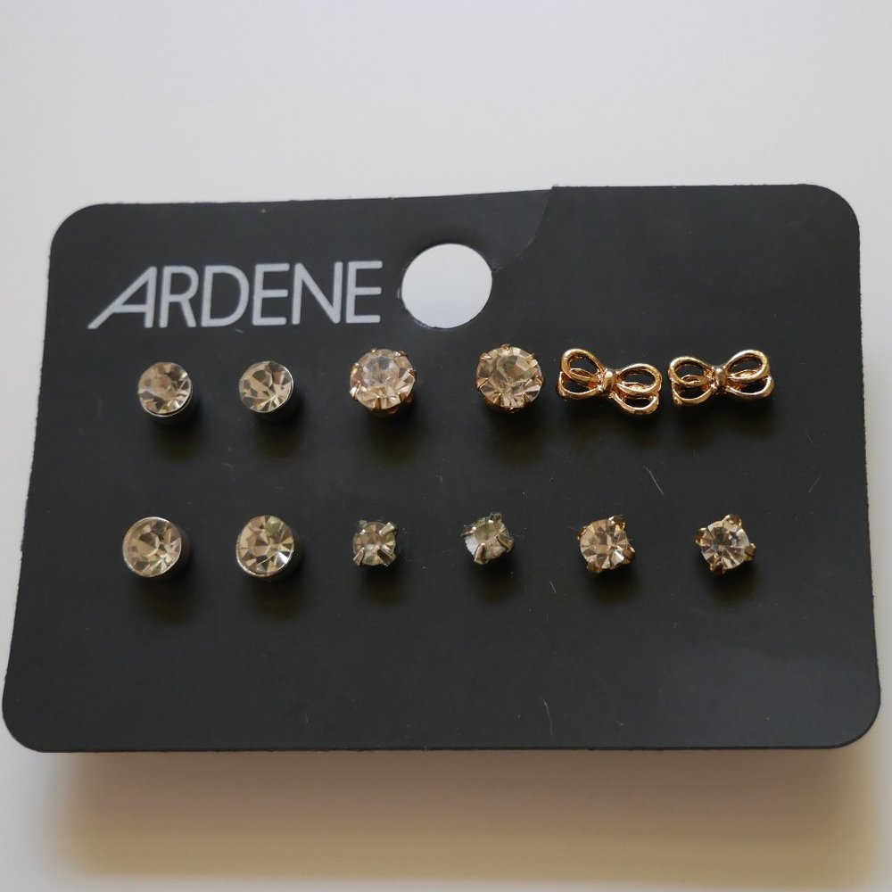 Earrings set